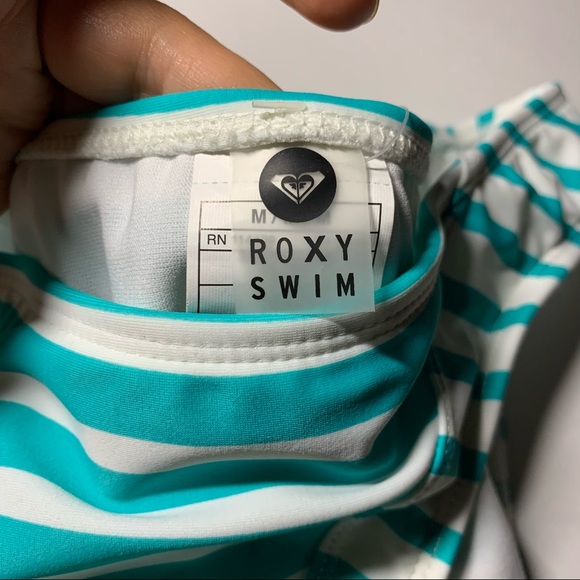 Sz. Med Roxy turquoise white stripe NWT bikini bottom - Picture 10 of 12